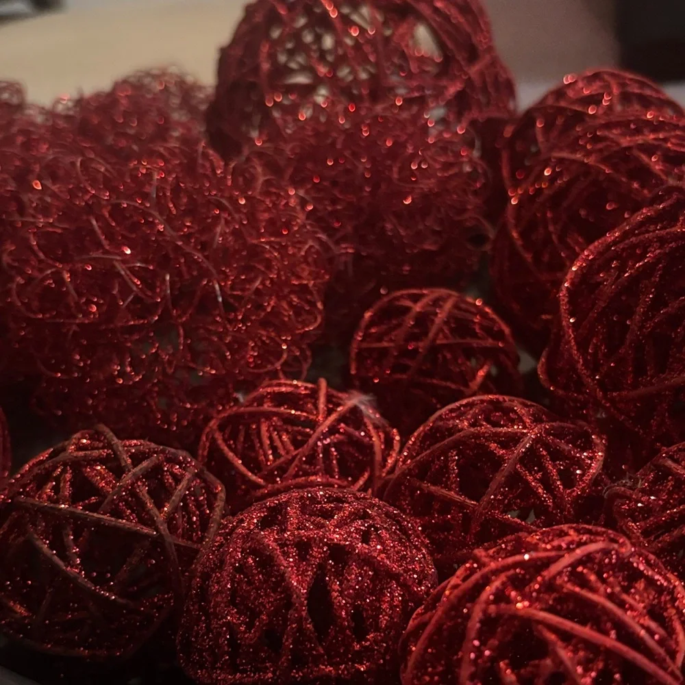Pier 1 Red Sparkling Decorative Valentines Day Wedding Spheres Ornaments Lot